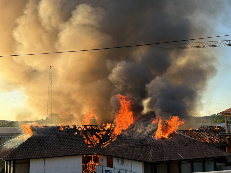 Vatra progutala vrtić od 930 kvadrata; Oglasili se iz Grada: Pravićemo novi FOTO/VIDEO