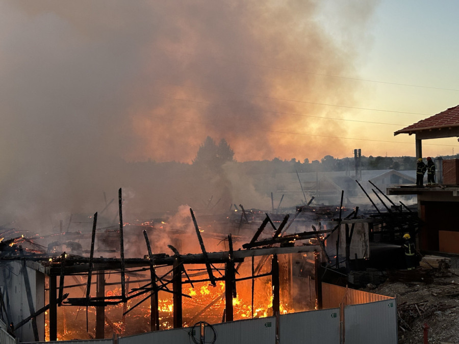 Užasavajuće slike i snimci sa mesta požara: Vrtić izgoreo do temelja FOTO/VIDEO