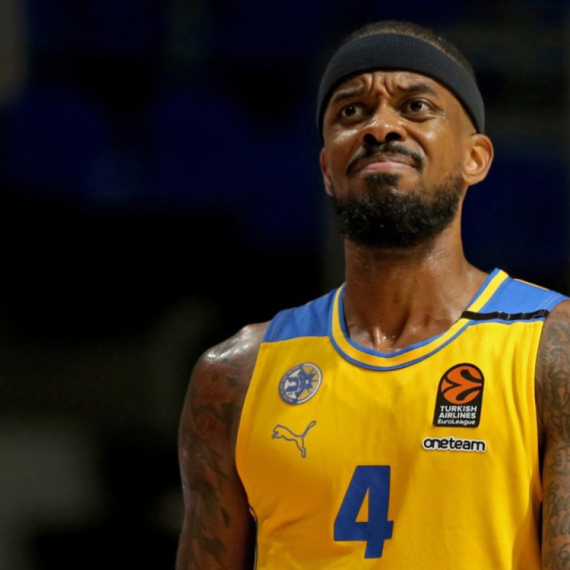 "Probudile su nas sirene i eksplozije bombi – bilo je strašno"