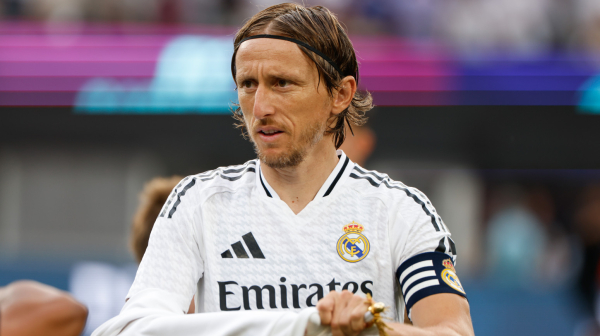 Modrić pobesneo – psovao sudiju zbog žutog kartona VIDEO
