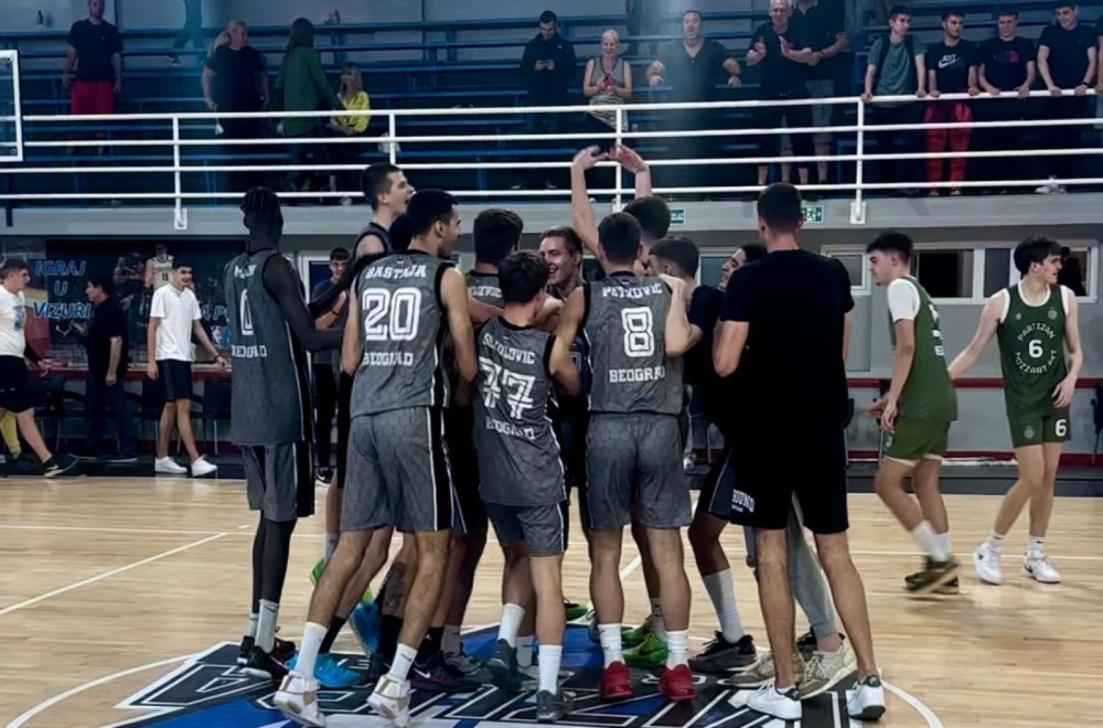 Gurovićevi klinci bacili na kolena i Zvezdu i Partizan