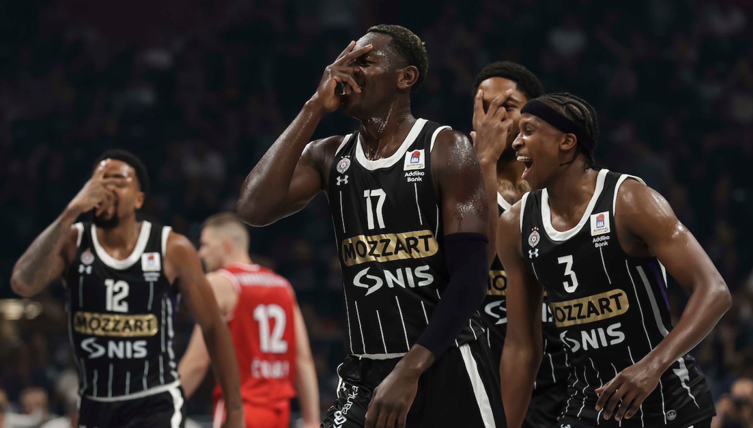 Crno-bela dominacija pred 18.000 ljudi: Partizan razbio Borac – 30 razlike