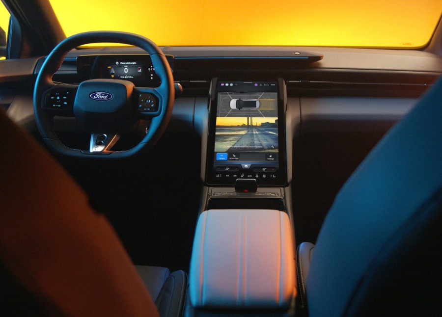 Šef Forda vozio kineski EV pa priznao: Kasnimo za Kinom, ali spremamo revoluciju!