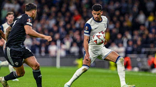 Totenhem i sa desetoricom lako sa "zalutalim" Azerima