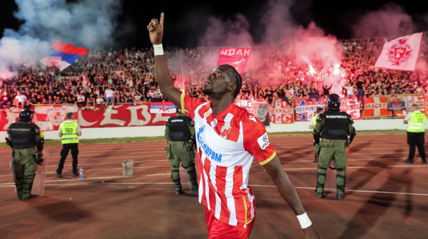 Zvezda predstavila treći dres – na njemu "JNA" FOTO