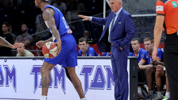 Pavićević: "Igrači bi da primaju platu, a da ne rade ništa – to neću dozvoliti"