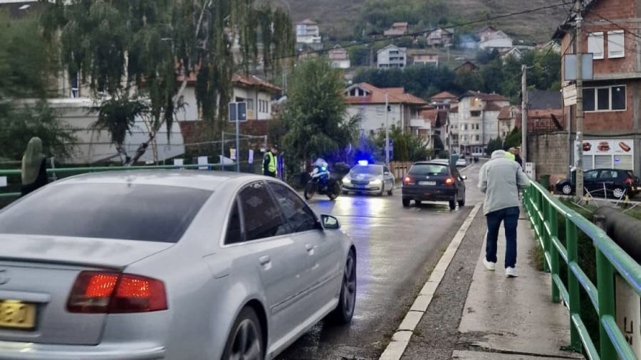 Užas u Novom Pazaru: Pronađeno telo muškarca nasred ulice FOTO