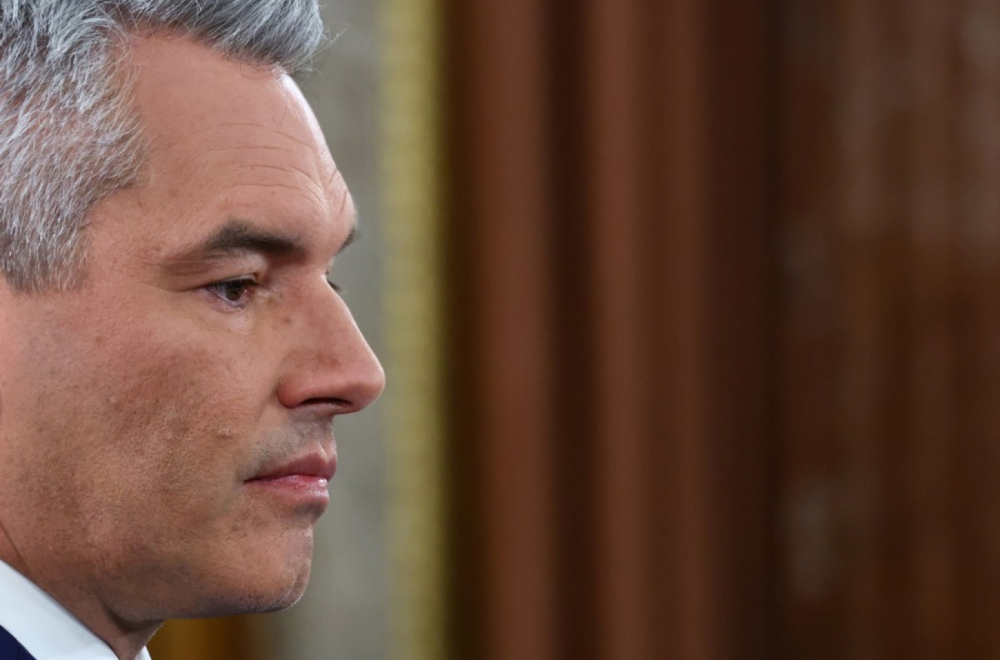 Austrijski kancelar Karl Nehamer podneo ostavku