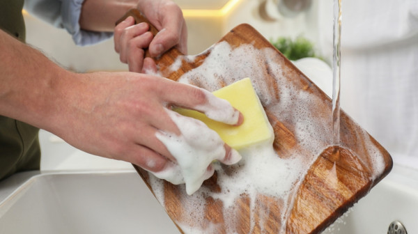 Ove kuhinjske predmete svi koristimo, a mogu da budu izuzetno štetni za zdravlje