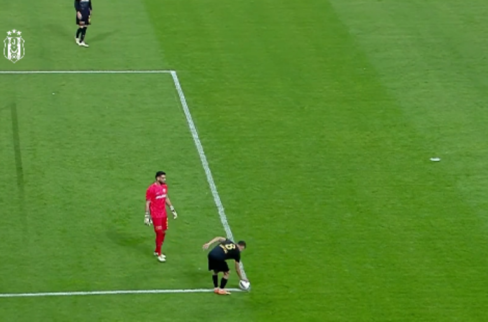 U Turskoj ponovljena bizarna scena iz Novog Sada: Ali, Bešiktaš nije dobio penal VIDEO