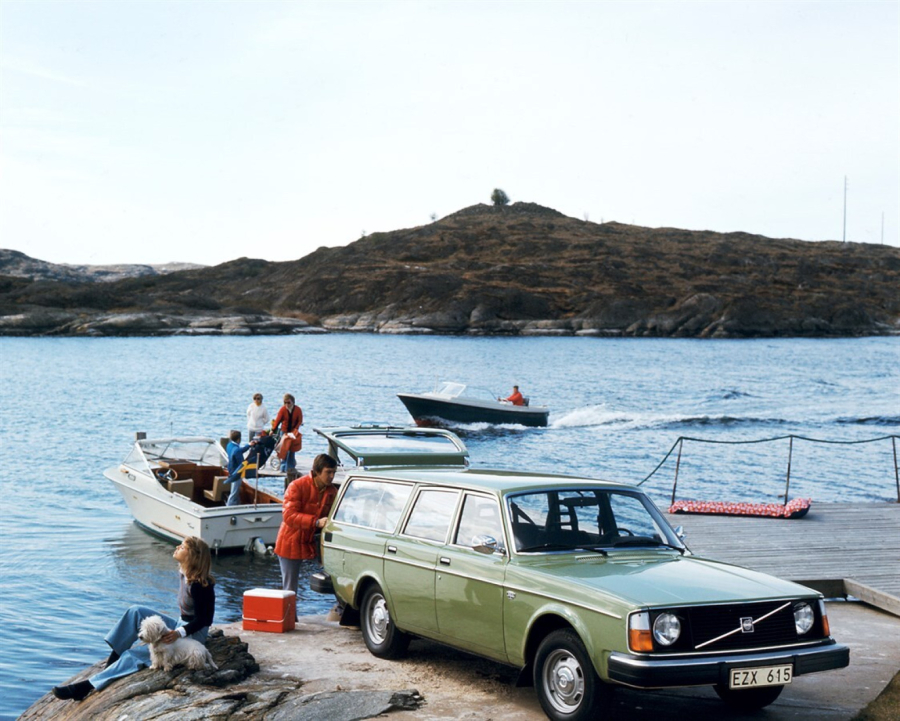 Jubilej vredan čestitki: Legendarni Volvo 200 proslavlja 50 godina FOTO