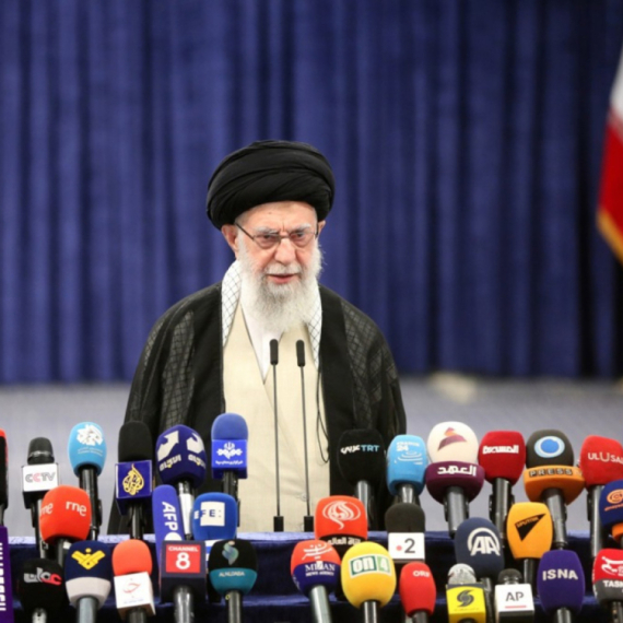 "Izrael je bačen na kolena"