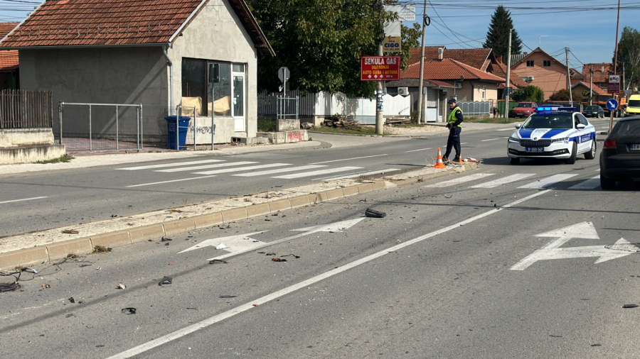 Teška saobraćajna nesreća u Čačku: Vozač prebačen u bolnicu FOTO