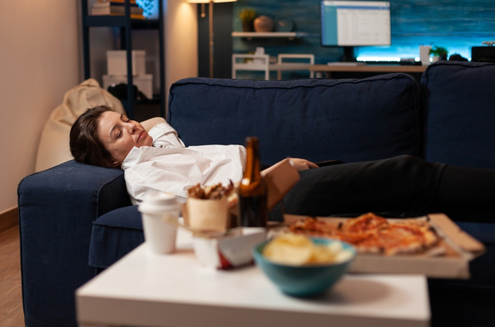 Kofein, slatkiši, alkohol: Ove navike u ishrani remete san