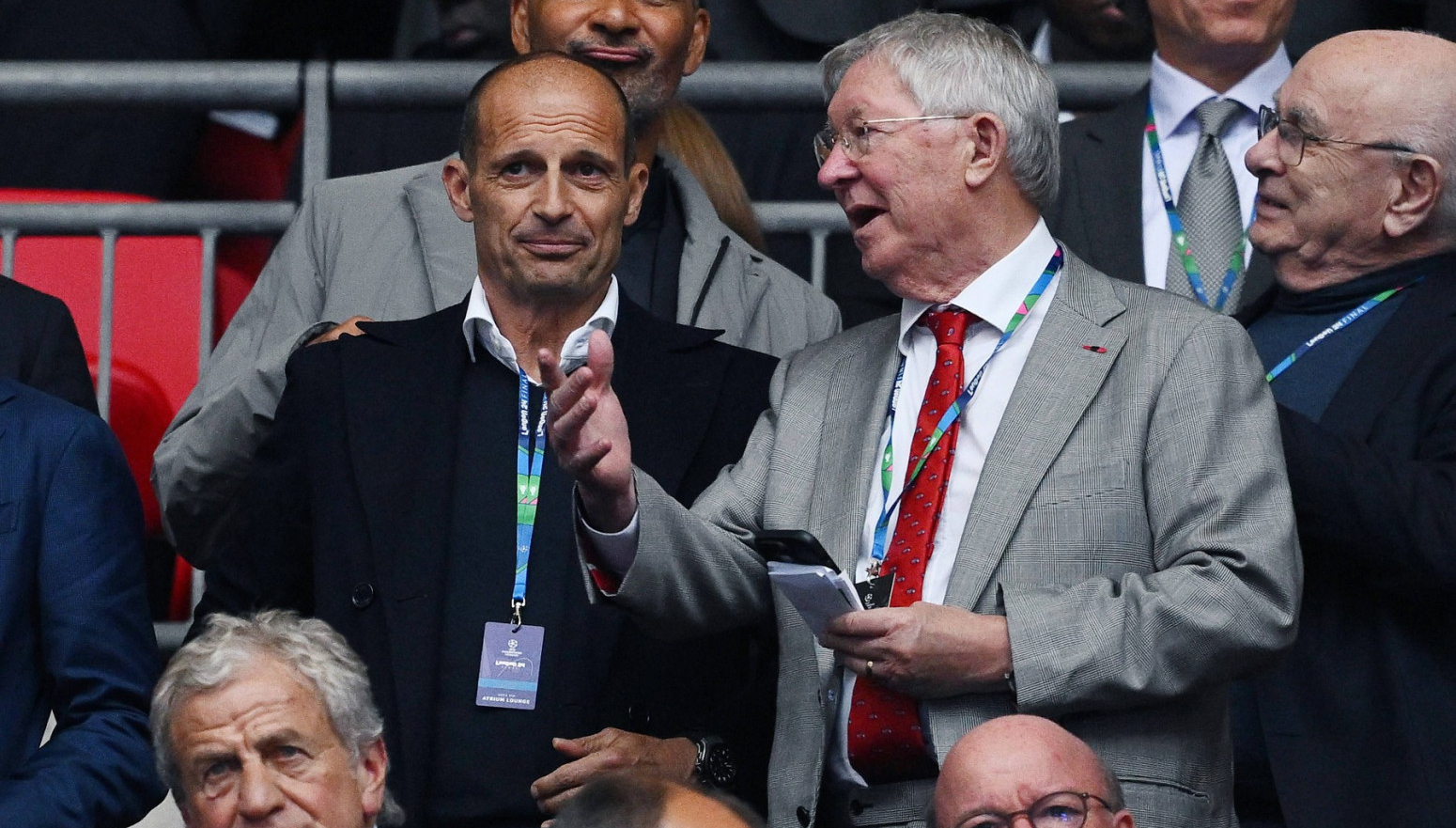 Ferguson favorizuje Alegrija za naslednika Ten Haga