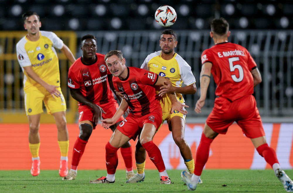 Velika pobeda Simića, Lazetić pao u Humskoj, Totenhem preživeo Saldanju i Pešića