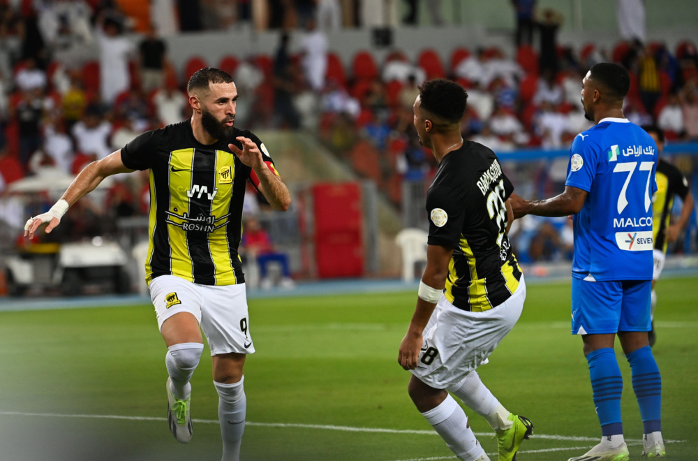 Benzema "diše za vrat" Mitroviću – Ronaldo na potezu VIDEO