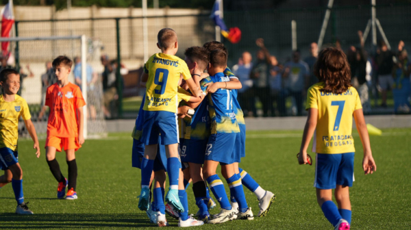 Srpski klinci na "Kupu nepobedivih" odmah iza Real Madrida VIDEO