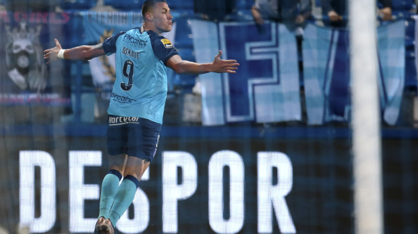 Crnogorac se osvetio igračima Barnlija VIDEO