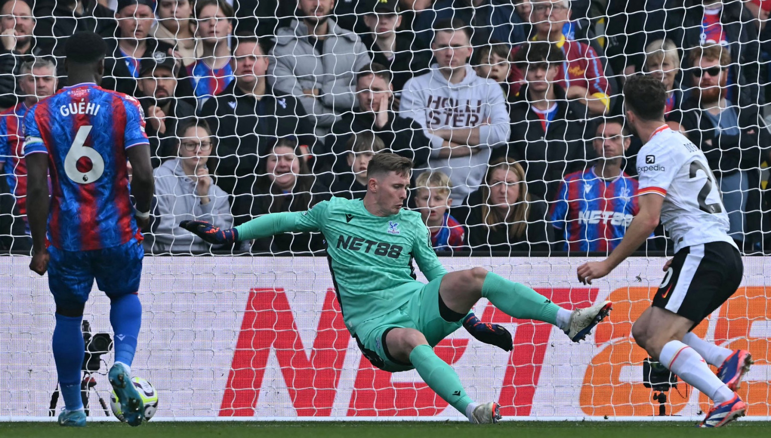 Liverpul ne staje, Žota ranim golom srušio Kristal Palas VIDEO