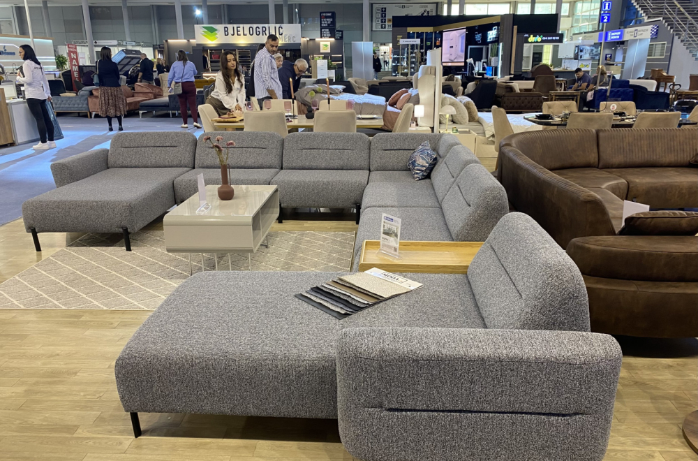Zaspali Srbi i bežanje od nula: Bili smo na sajmu nameštaja – evo šta smo videli FOTO