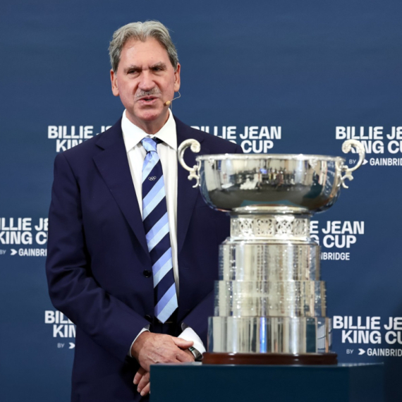 Bili Džin King kup menja format