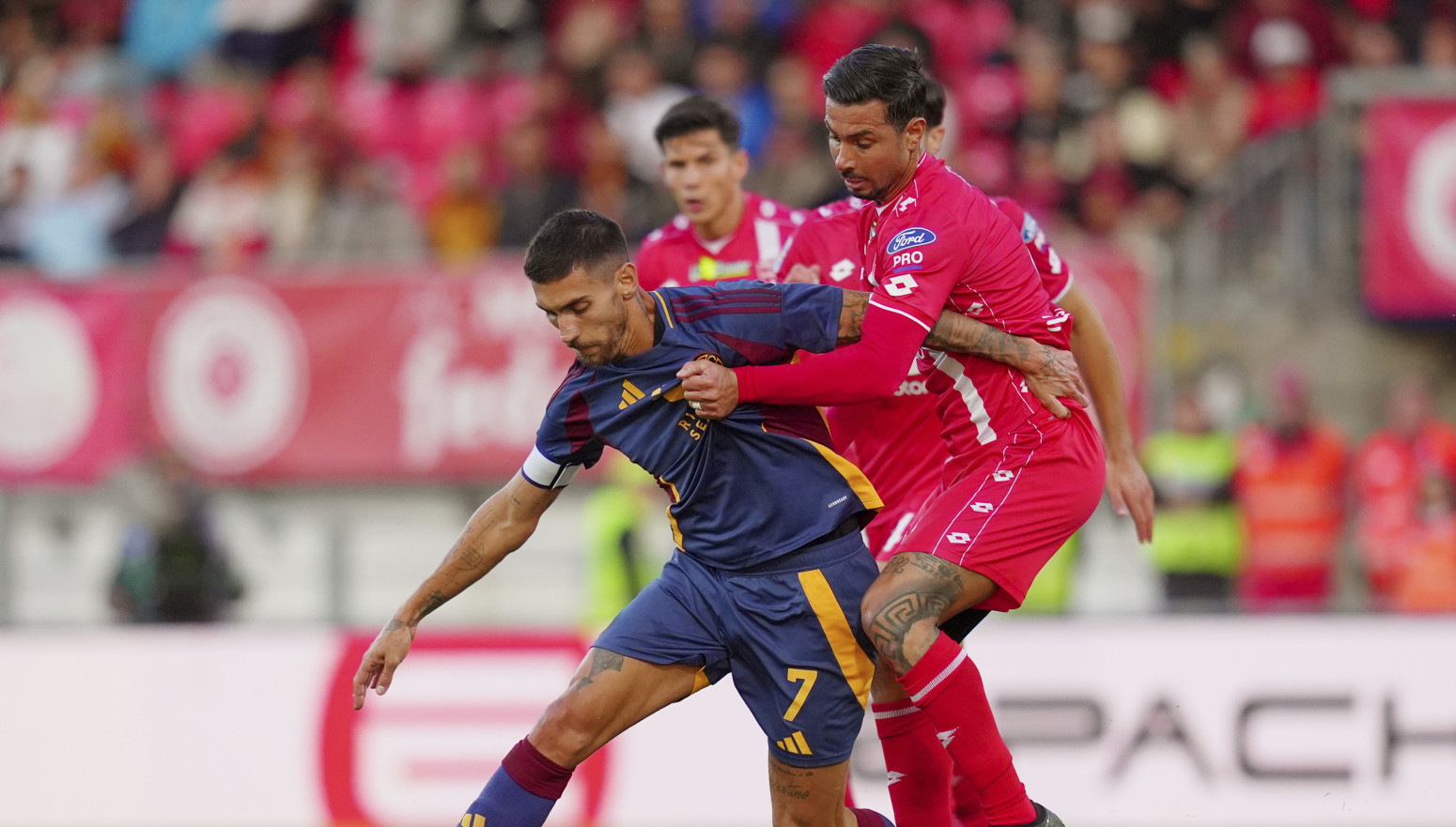 Roma se muči – Monca izvukla bod