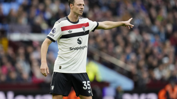 Defanzivac Junajteda okončao karijeru