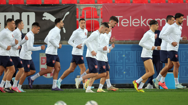 Fudbaleri Srbije odradili prvi trening pred Švajcarsku VIDEO