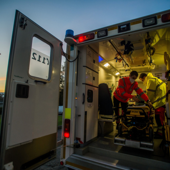 Niš dobija još jednu mobilnu ambulantu i apoteku: Terapija odmah nakon pregleda