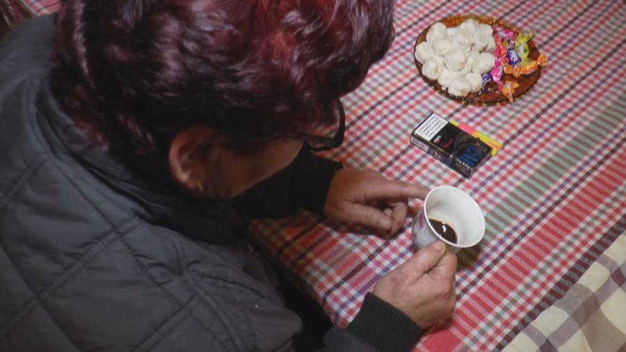 Srpska sela pravi su info-biro:  Tračevi se ne prodaju, dele ih za džabe FOTO/ANKETA