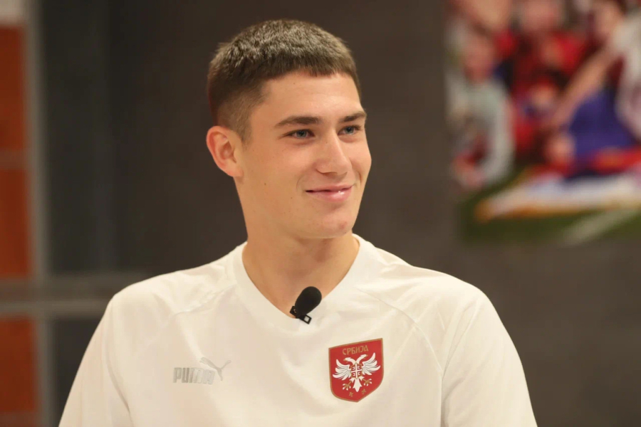 Zovu ga Mesi, a idol mu je Mitrović – Maksimović debituje za Srbiju VIDEO