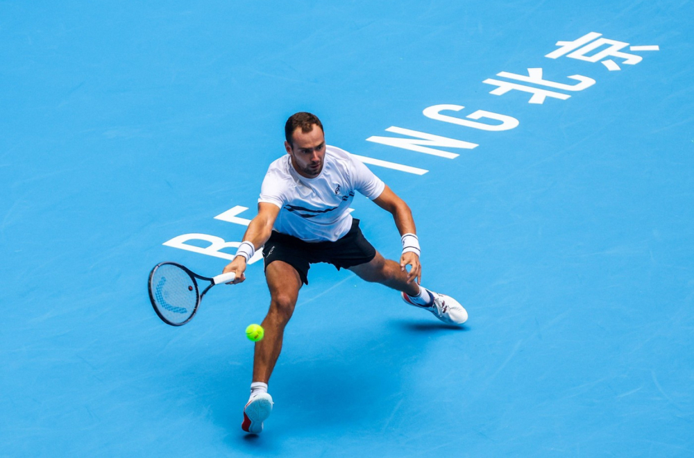 Amerikanac "ispustio" Đokovića, pa se izdrao na sudiju: "Je*i se!" VIDEO