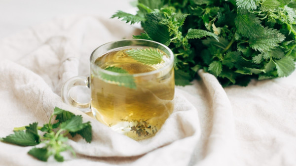Ovaj čaj idealan je protiv umora, toksina i zadržavanja vode