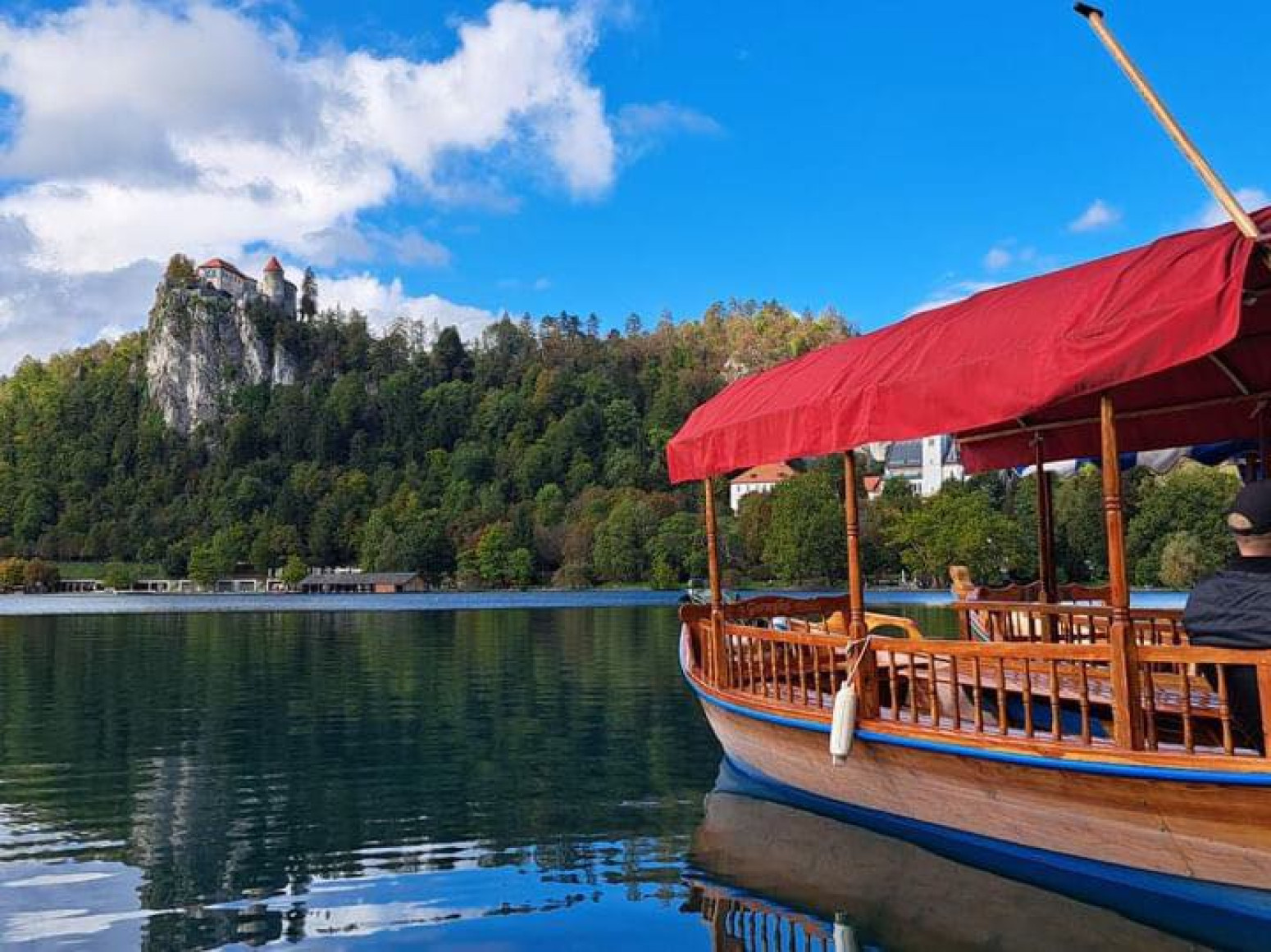 Prelepa, ali paprena destinacija: Oskudan smeštaj košta minimum 150 evra FOTO