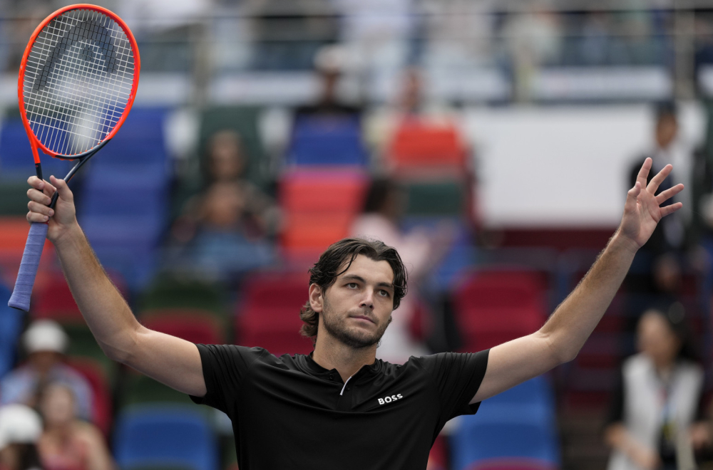 Fric izbacio Runea iz Šangaja