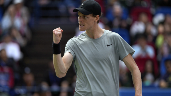 Siner maltretirao "pokislog" Medvedeva