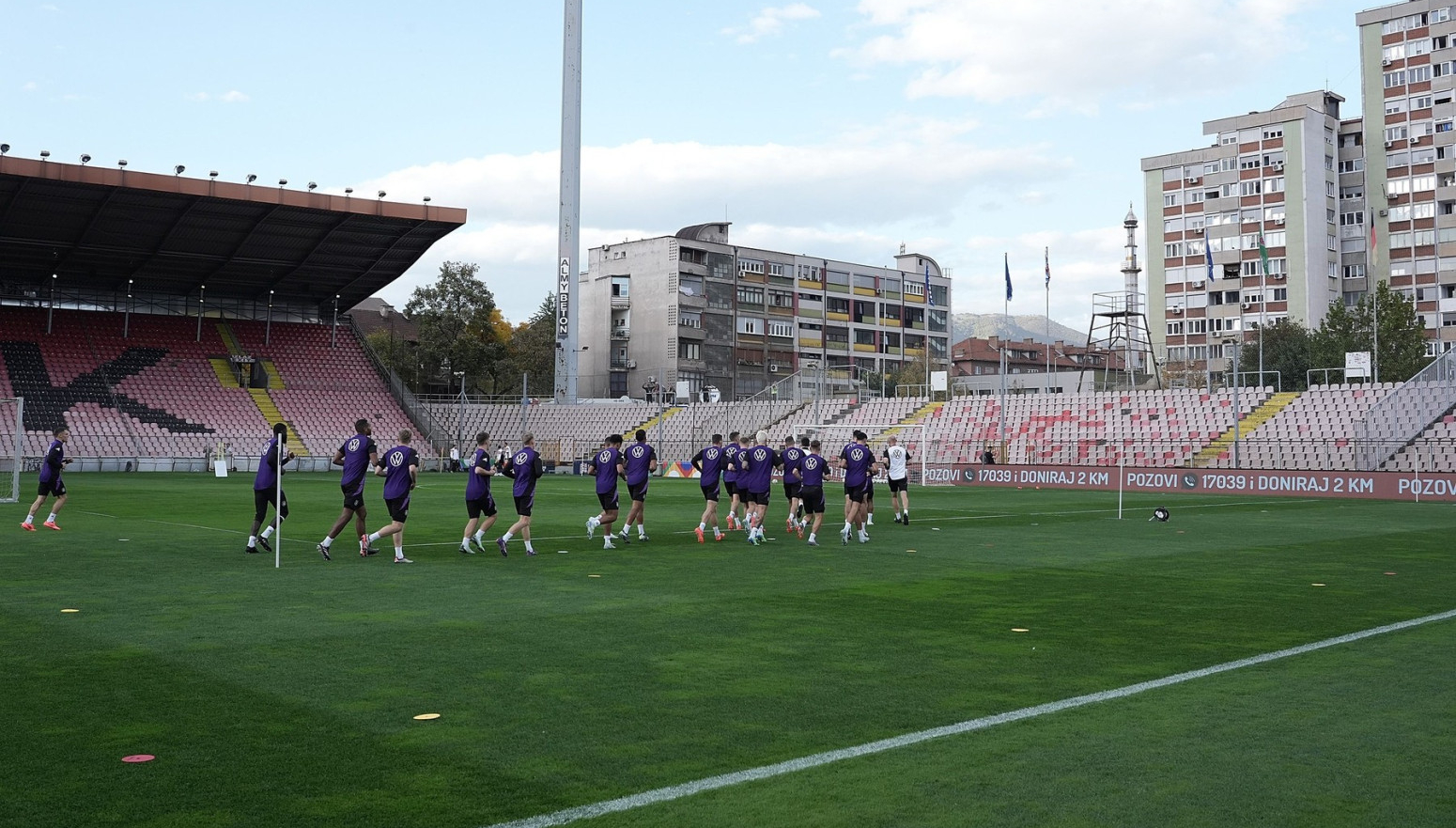 Nemci u Zenici u neverici gde igraju: "Šarmantno" VIDEO