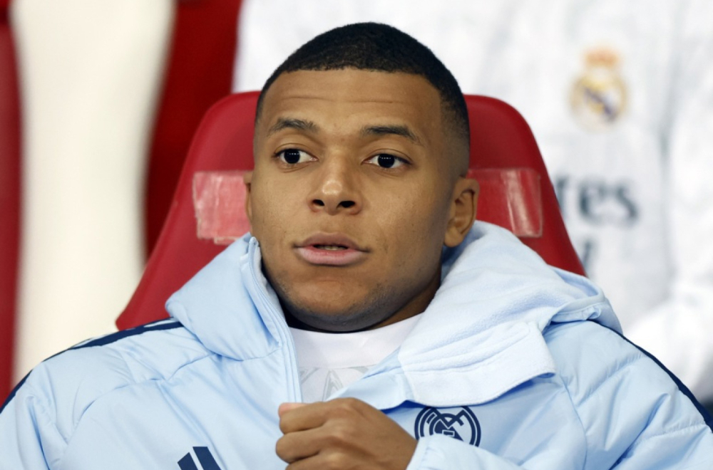 Mbape igrač meseca – isplivavaju detalji navodnog silovanja