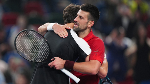 Menšik posle meča sa Đokovićem: "Zadovoljstvo je deliti teren sa tobom, volino" FOTO