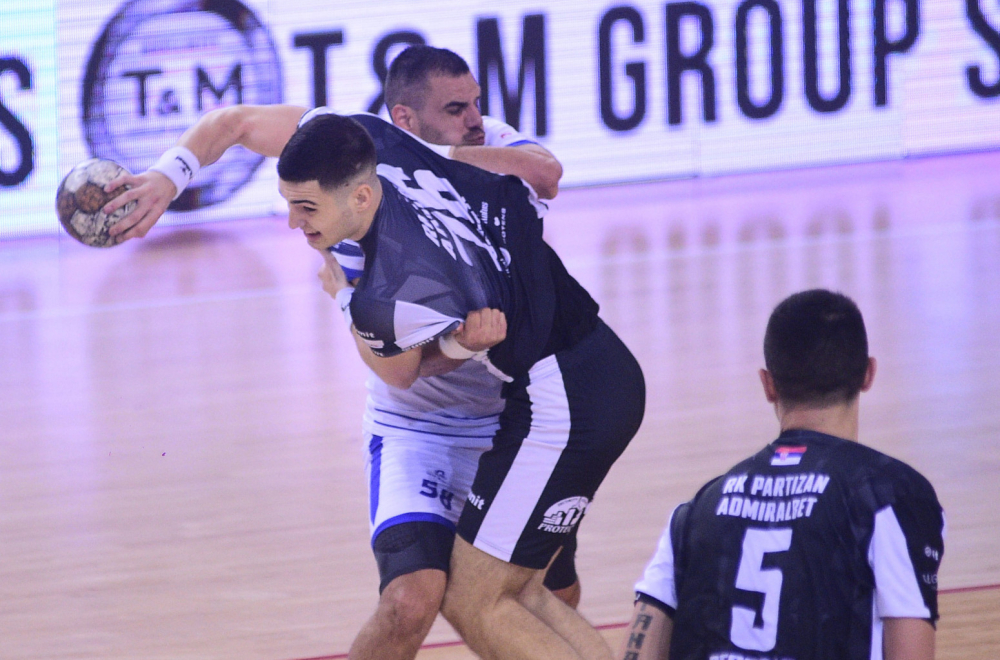 Crno-beli se mučili, pa zablistali za peti trijumf u nizu