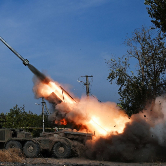 Puca u Kijevu; Veliki napad na luku; Rusi gađali civile?