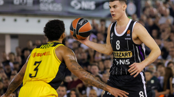 "Prvi poeni, još nosim dres Partizana – fantastično"