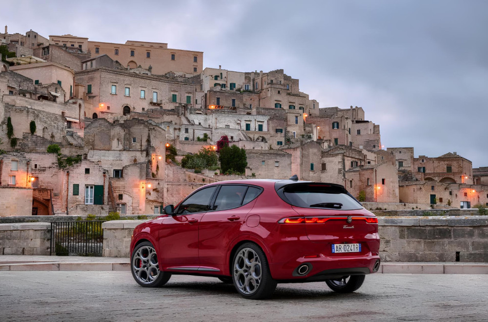 Alfa Romeo posrće u Americi, ali briljira u Evropi