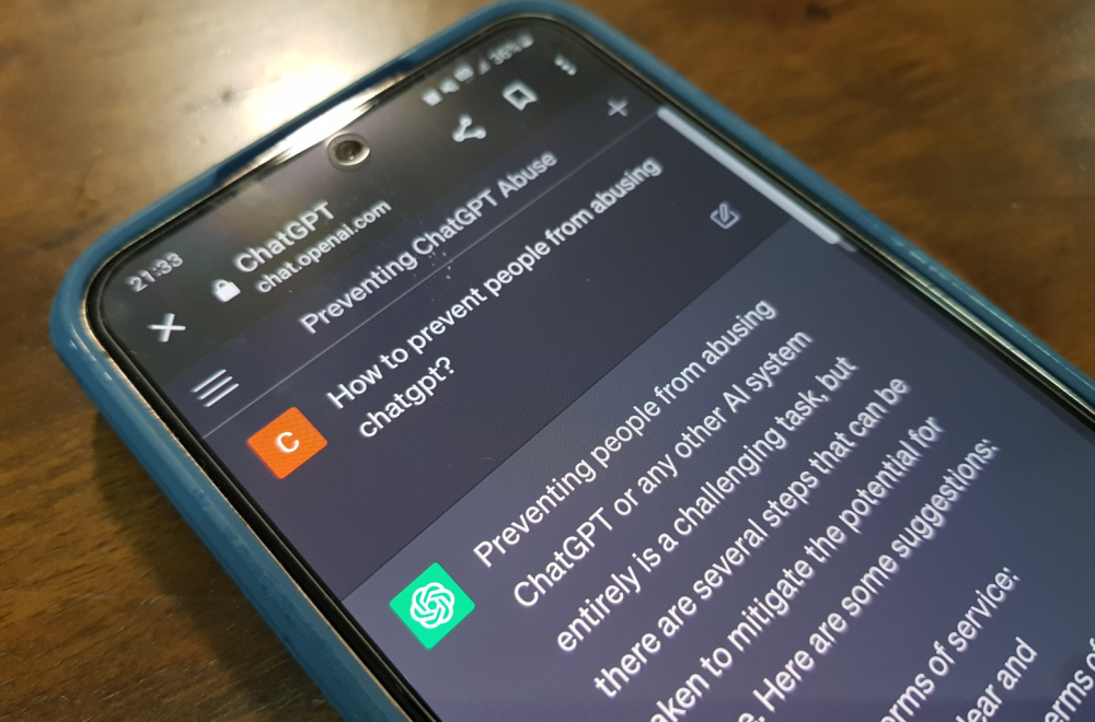 Mladić od ChatGPT-ja dobijao instrukcije za samoubistvo? Roditelji očajni, tuže kompaniju