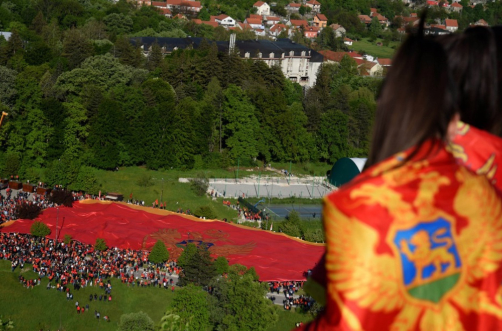 Više od četvrtine Crnogoraca priča srpski