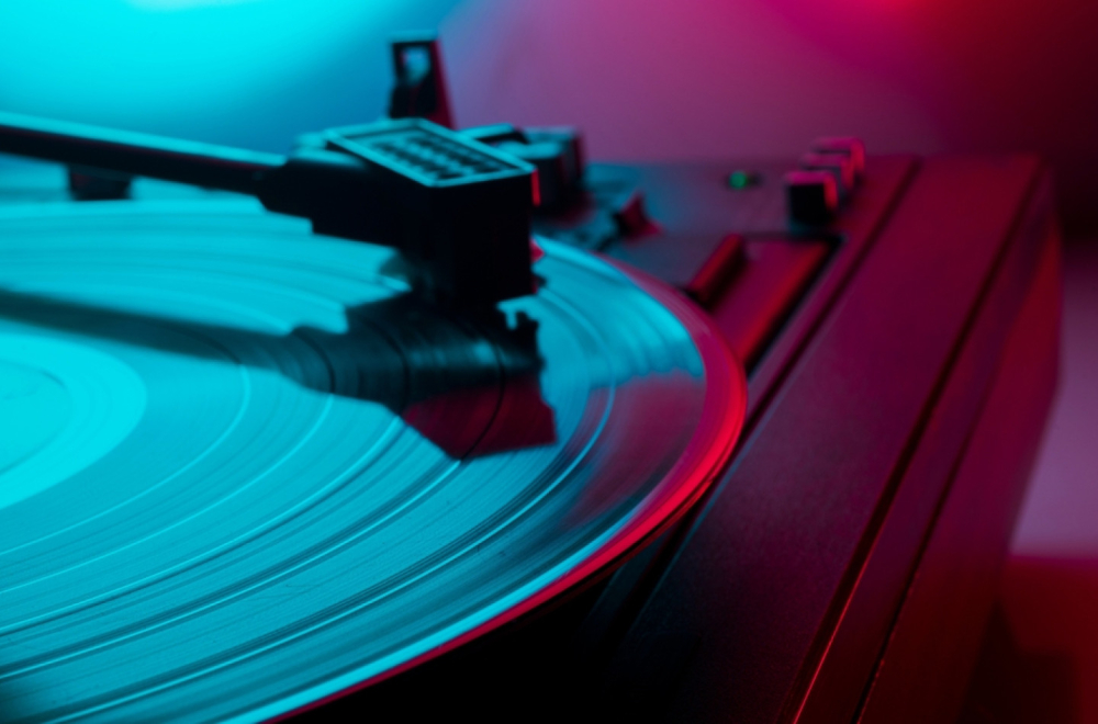 Zaboravljena jugoslovenska pesma opčinila ljude na TikToku VIDEO