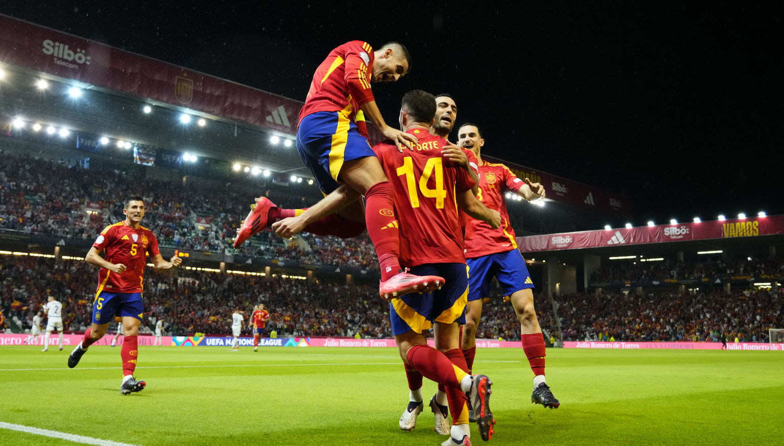 Rajković na vetrometini – Španija nadigrala Srbiju VIDEO