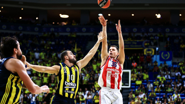 Zvezda dominantno do treće pobede – dabl-dabl Bolomboja, šuterska rapsodija Nedovića