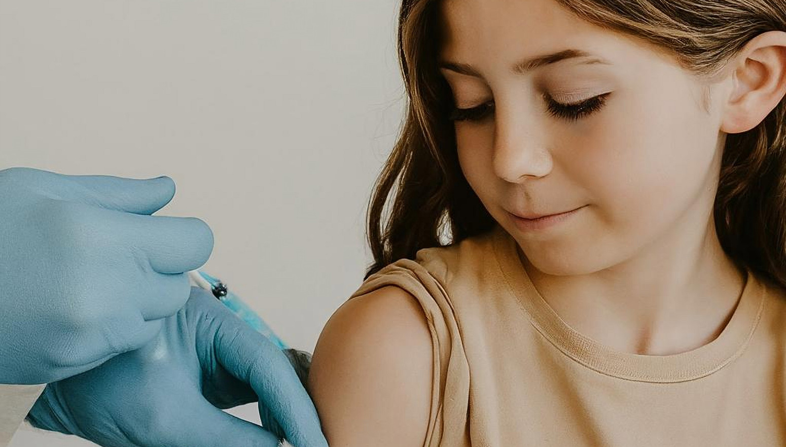 Apel stručnjaka: HPV vakcina treba da bude obavezna za decu u Srbiji VIDEO